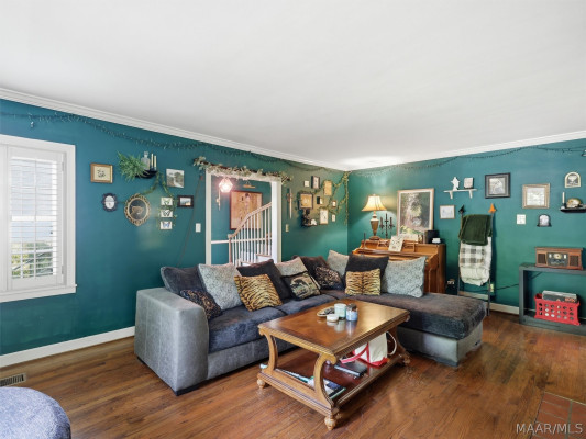 3347 NARROW LANE Road