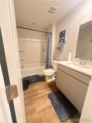 5907 Cunningham Trail
