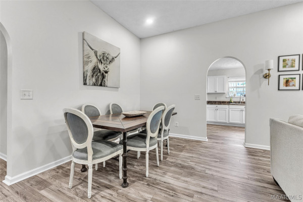 24 High Cotton Court