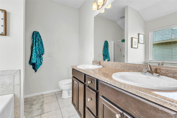 24 High Cotton Court