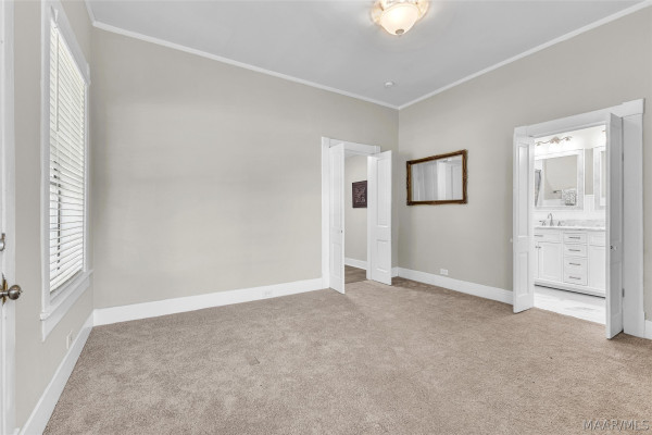 901 W Tuskeena Street