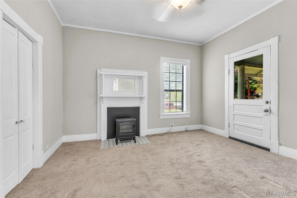 901 W Tuskeena Street