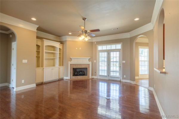 249 SPENCER Way