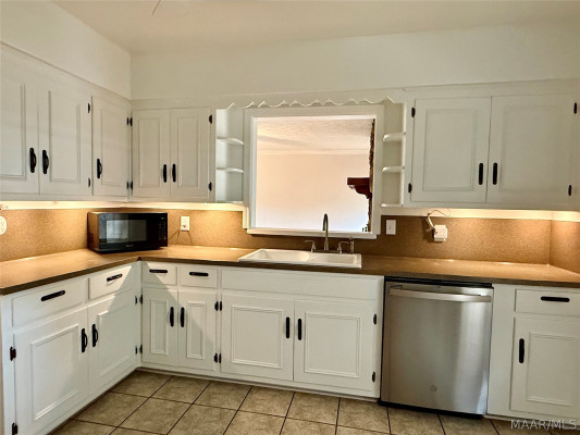 3013 Biltmore Avenue