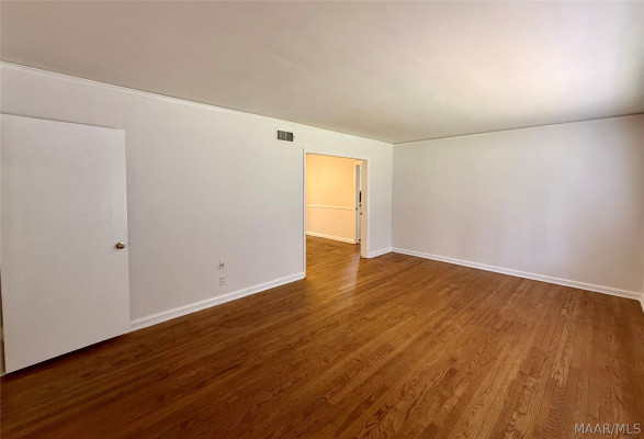 3013 Biltmore Avenue