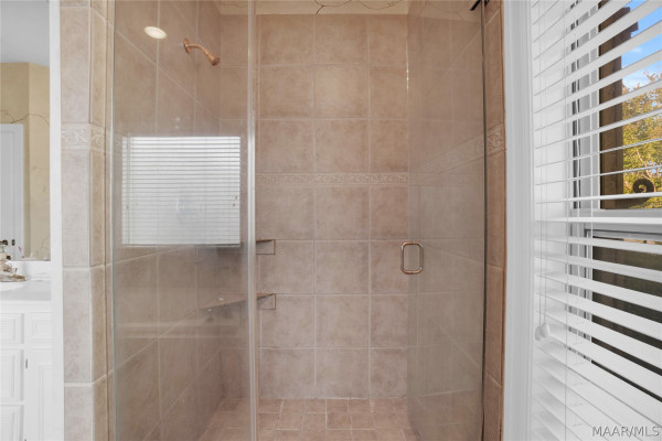 2718 IVY CHASE Loop
