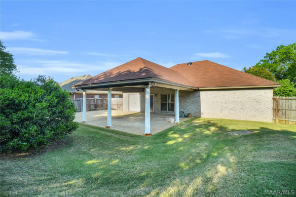 2718 IVY CHASE Loop