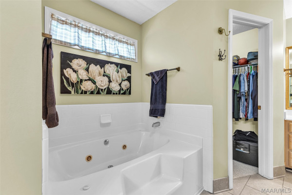 3855 Berkshire Drive