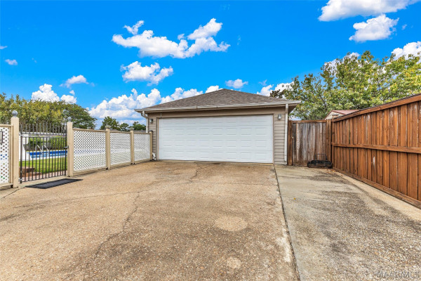 3855 Berkshire Drive