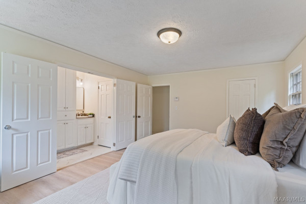 2451 BELCHER Drive