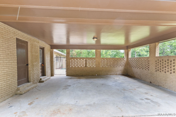 2451 BELCHER Drive