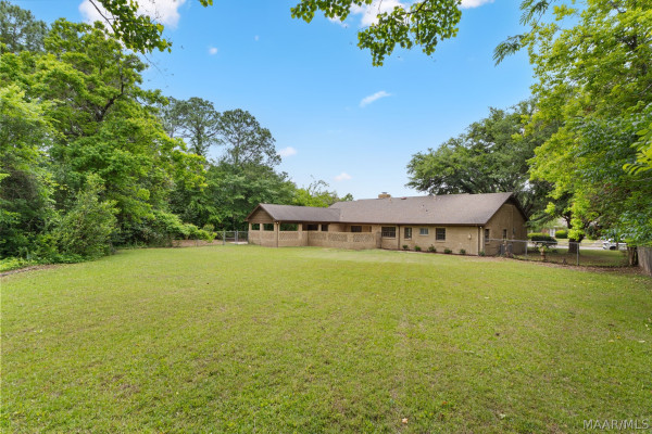 2451 BELCHER Drive