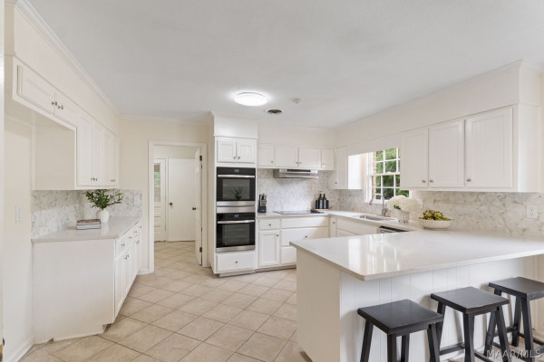 2451 BELCHER Drive