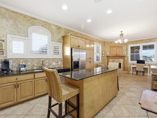 8641 Lillian Place