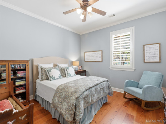 8641 Lillian Place