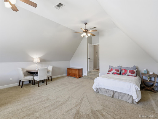 8641 Lillian Place