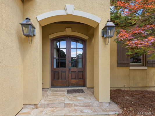 8641 Lillian Place