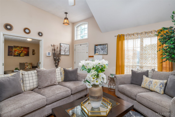 7207 Heathermoore Loop