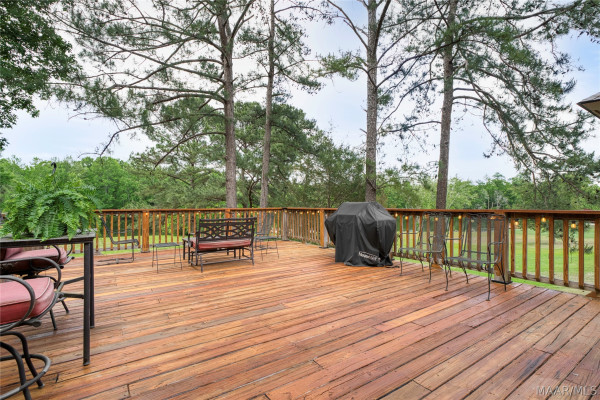 143 Lake Bend Drive