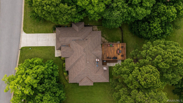 143 Lake Bend Drive