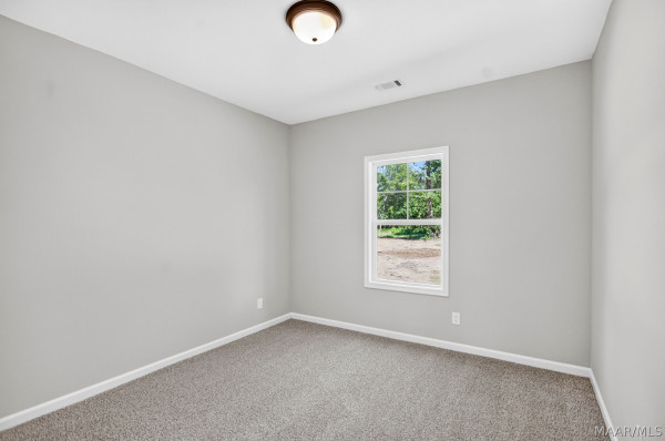 500 Meadowbrook Glen