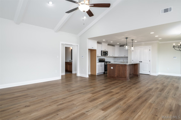 88 Stacy Starr Way