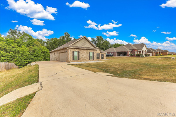 322 Sunnybrook Drive