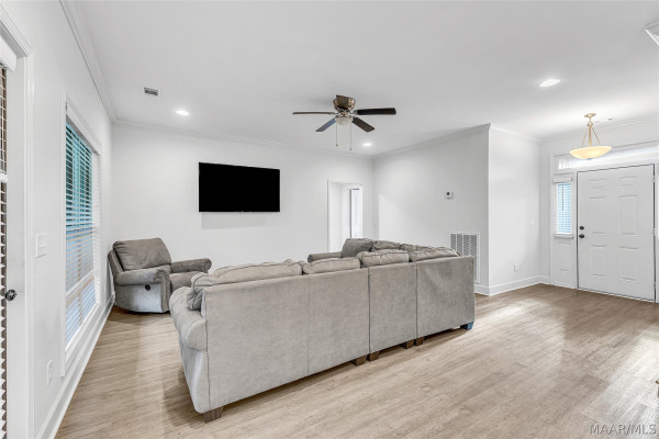 322 Sunnybrook Drive