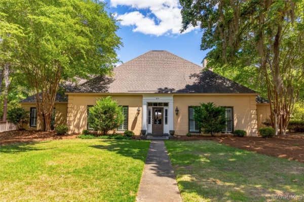 8131 Dogwood Lane