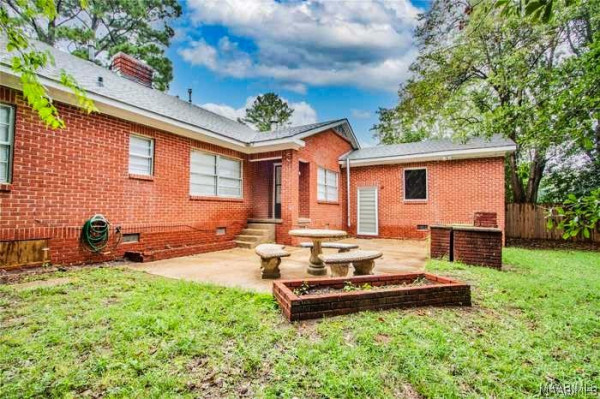 118 Brantwood Drive