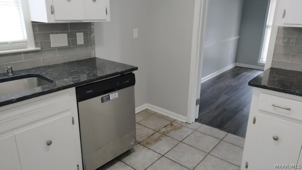 3411 Royal Carriage Drive