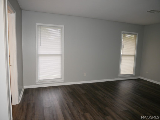 3411 Royal Carriage Drive