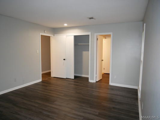 3411 Royal Carriage Drive