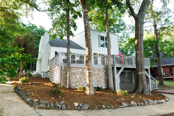 1007 Shoal Creek Drive