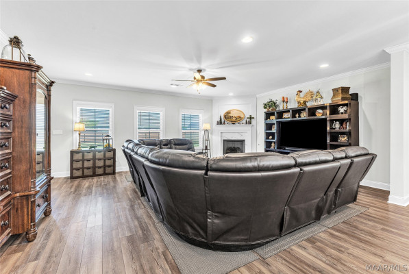 415 Midland Drive