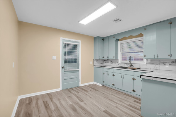 1325 Beaumont Drive
