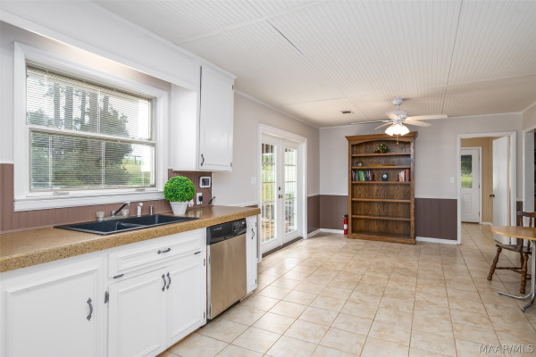 11286 Old Pike Road