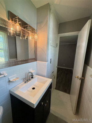 3277 WINDWOOD Drive