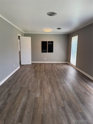 3277 WINDWOOD Drive
