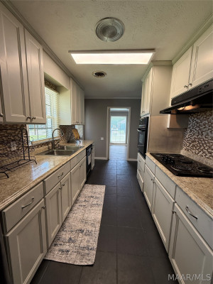 3277 WINDWOOD Drive