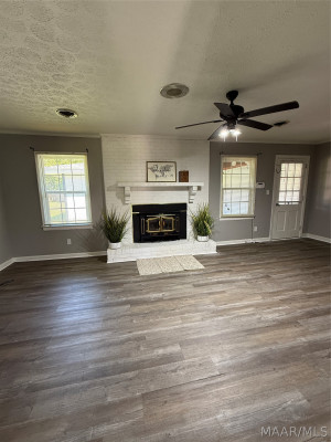 3277 WINDWOOD Drive
