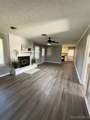 3277 WINDWOOD Drive
