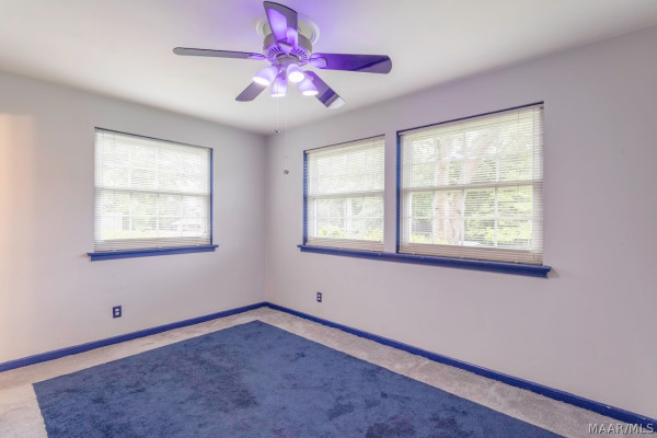 3774 WILLOW LANE Drive