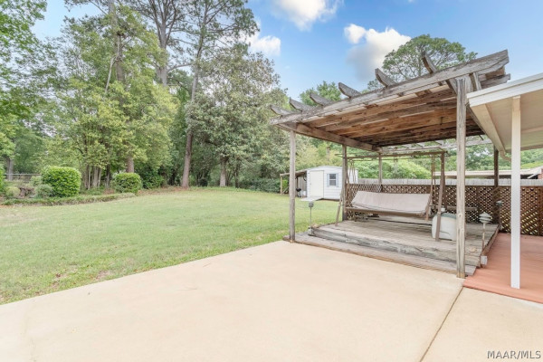 3774 WILLOW LANE Drive