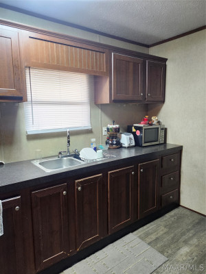 5905 Pine Trace D23