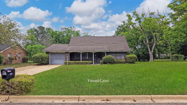 206 E Riding Road