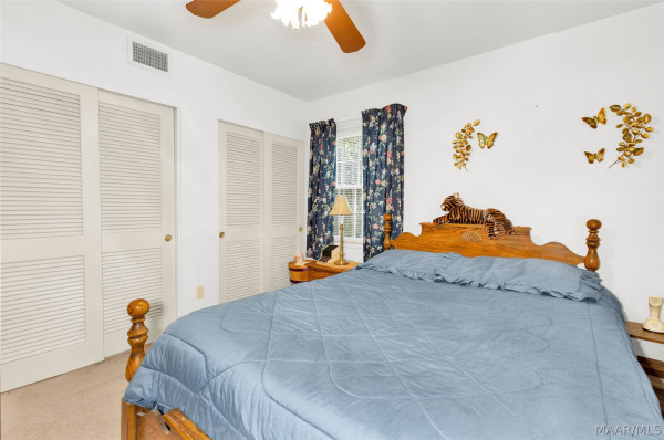 206 E Riding Road