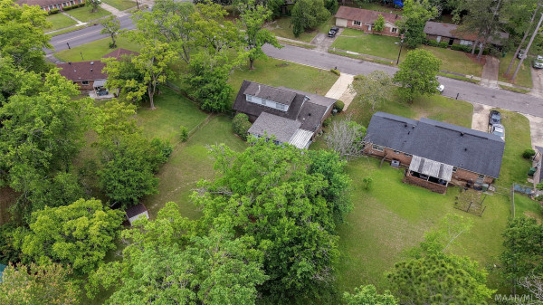 206 E Riding Road