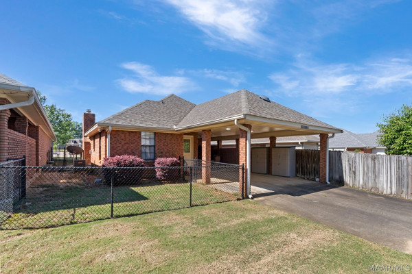 1715 PEBBLE CREEK Drive