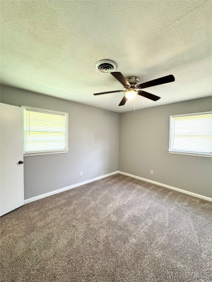 4426 NARROW LANE Road